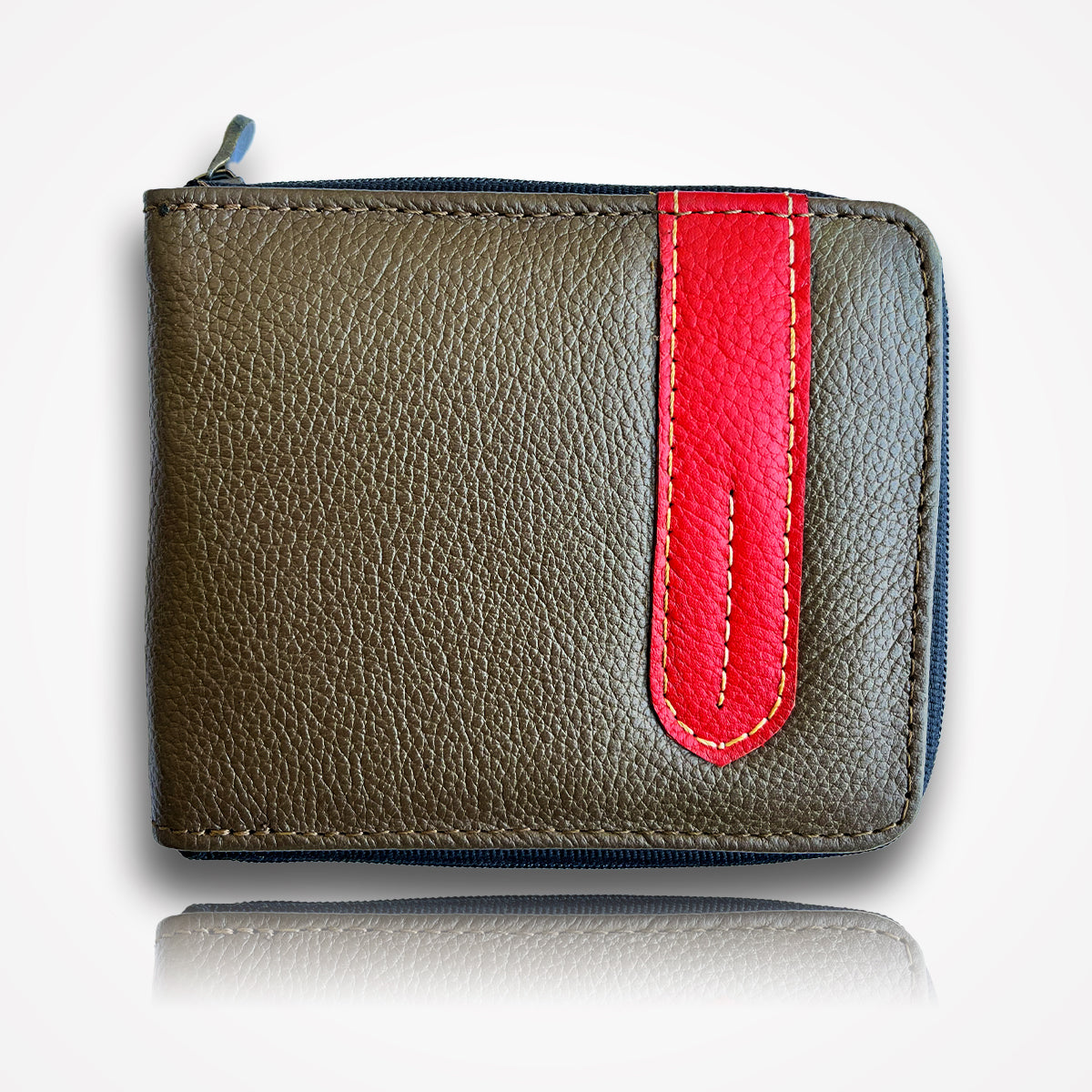 Elegant Leather Wallet with Zipper Closure