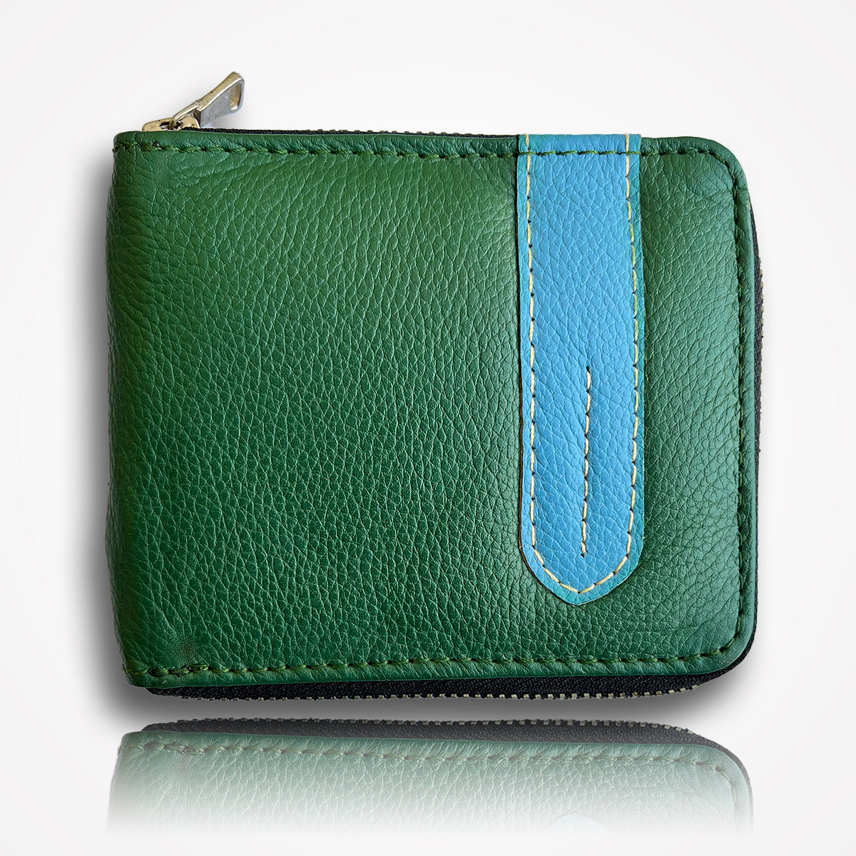 Elegant Leather Wallet with Zipper Closure